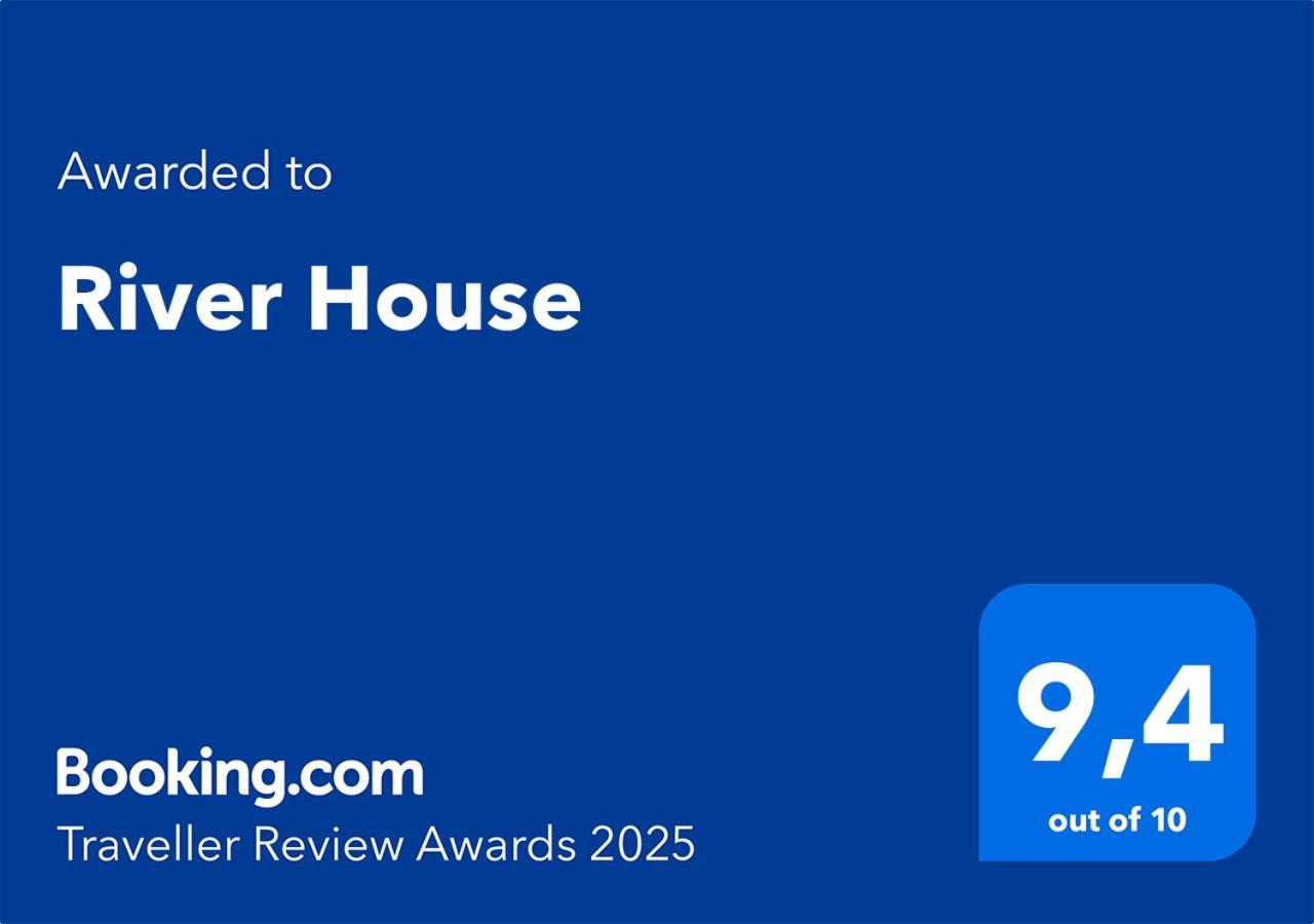 פורלצה River House מראה חיצוני תמונה